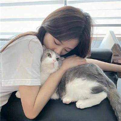 沉默一瞬